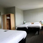 Ibis Hotel 3*