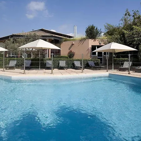 Ibis 3*