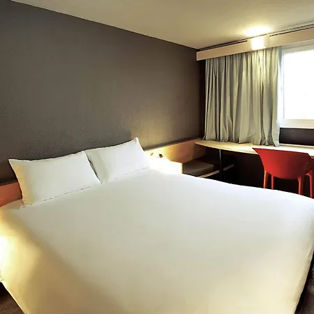 Ibis 3*