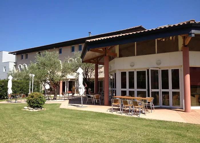 Ibis Отель 3*