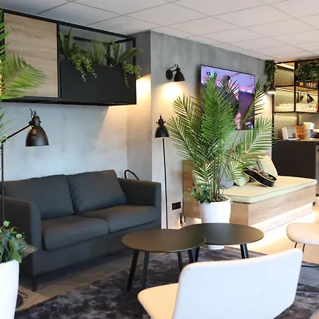 Ibis Hotel