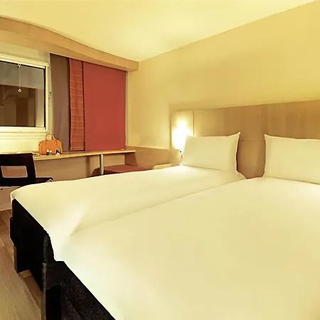 Ibis 3* Aubenas