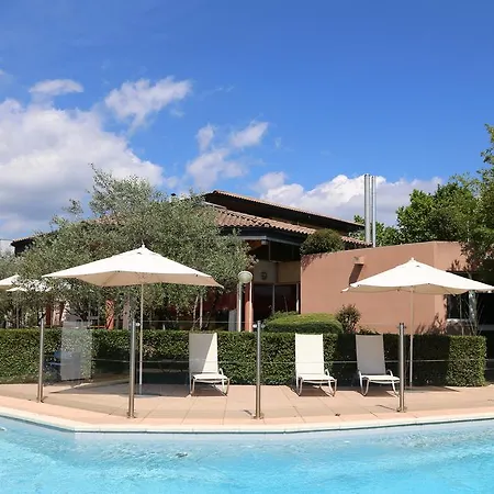 Ibis 3*