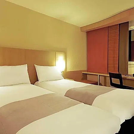 Ibis Hotell Aubenas