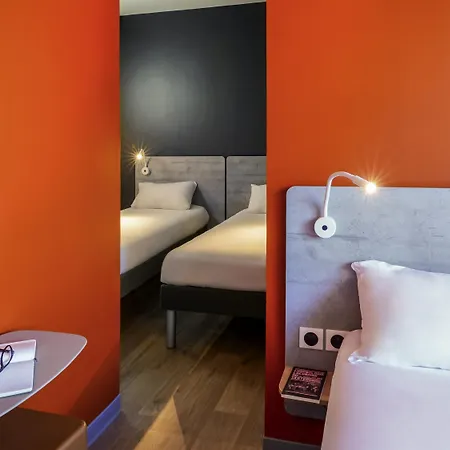 Ibis 3*