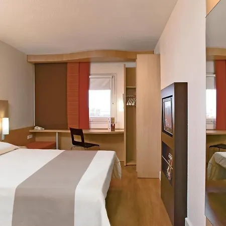 Ibis 3*