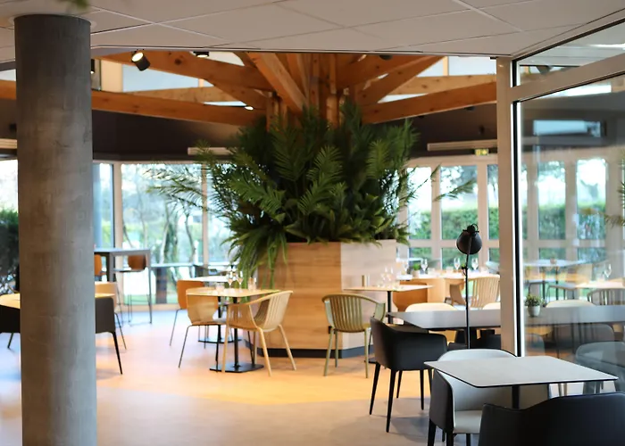 Ibis Hotell Aubenas